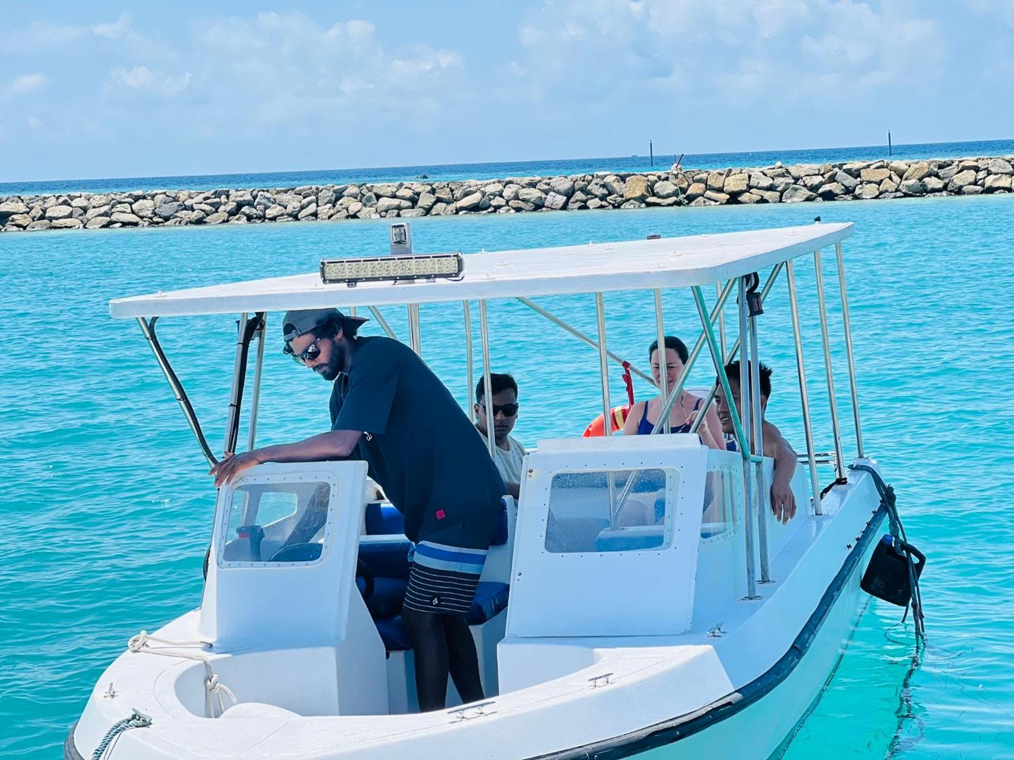 White Tern Maldives Otel Maamigili Dış mekan fotoğraf