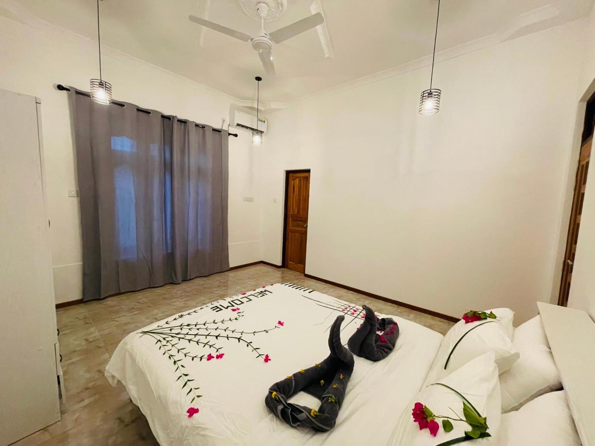 White Tern Maldives Otel Maamigili Dış mekan fotoğraf